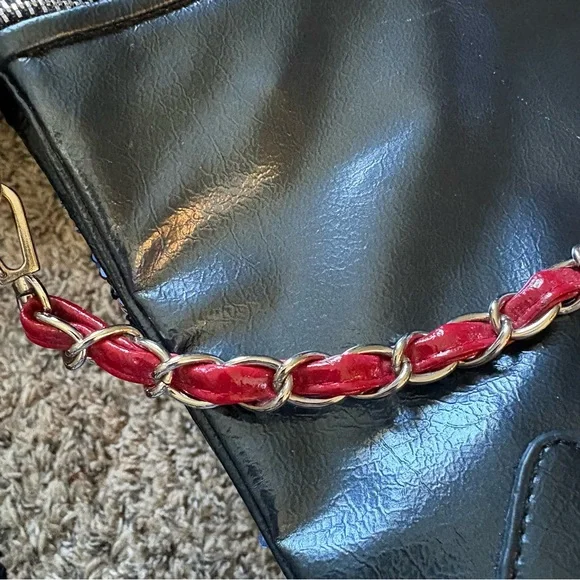 Pilot | Union Jack Sequin Clutch Bag - Picture 10 of 12